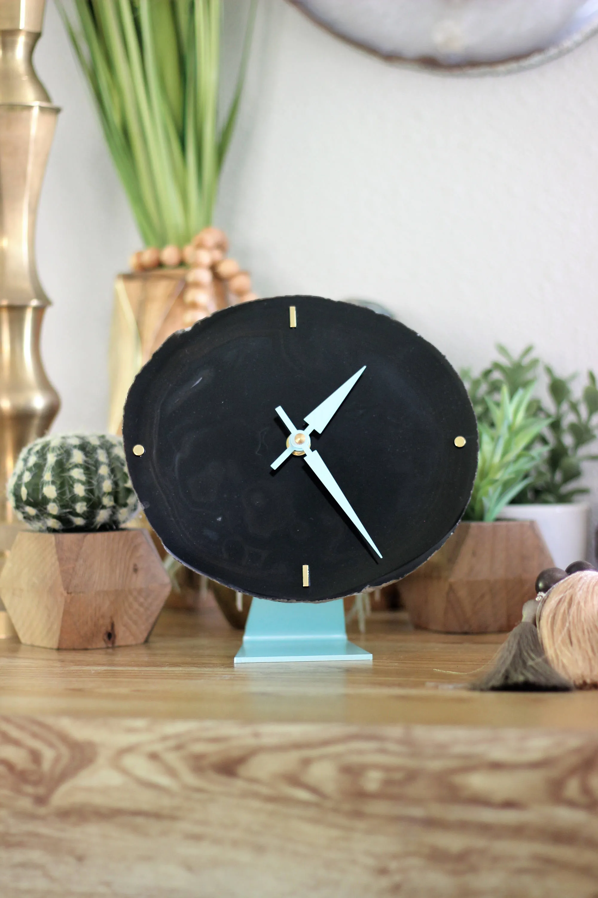 8" Black Agate Desk Clock