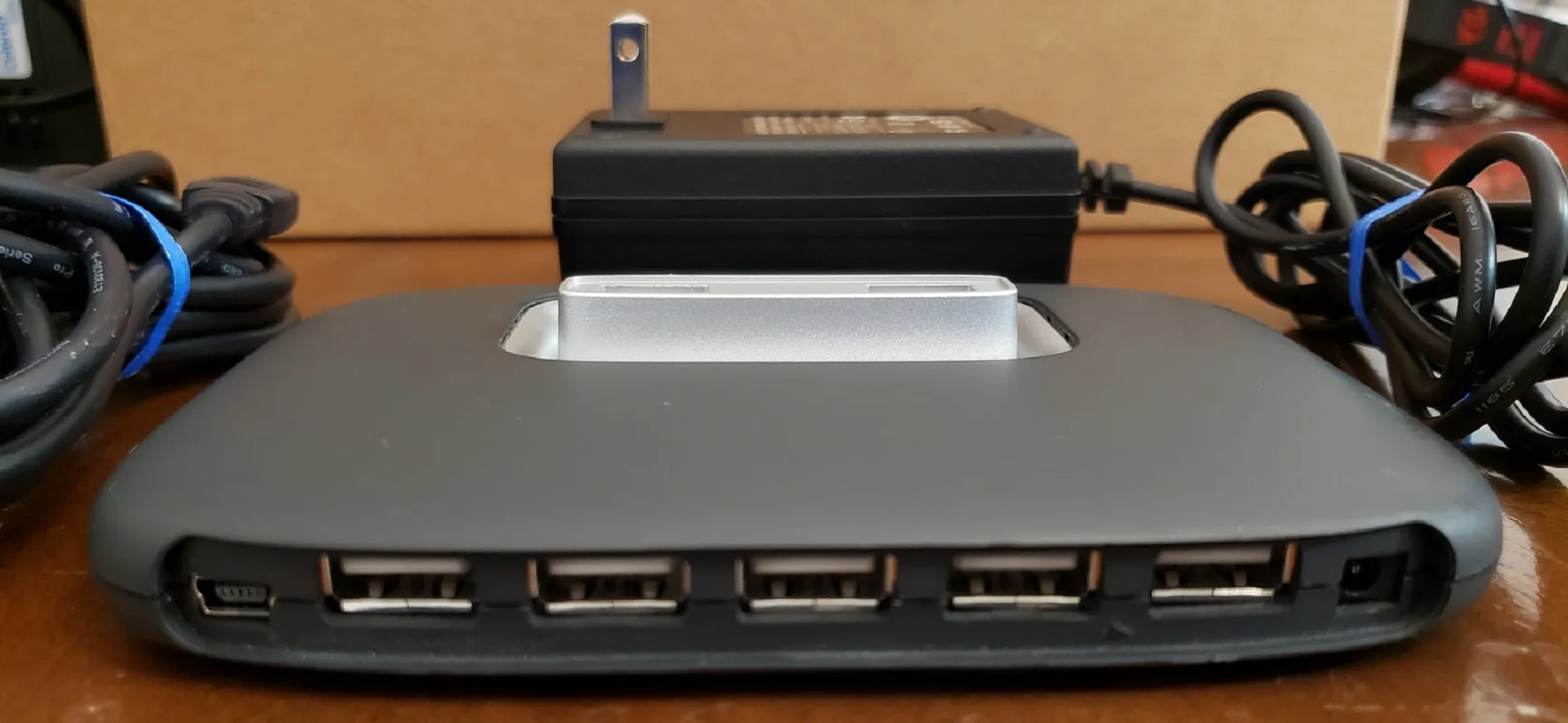 Belkin Hi-Speed USB 2.0 7-Port Hub, F5U237 Rev.3