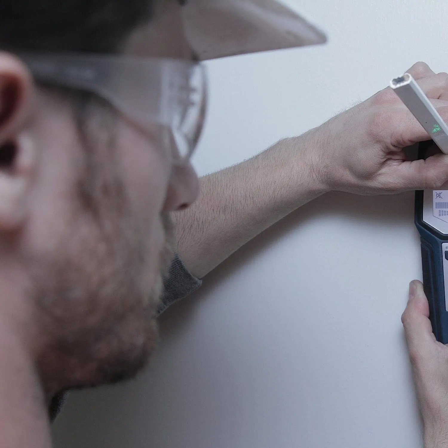 Bosch GMS120 Digital Multi-Scanner with Modes for Wood, Metal, and Live Wiring