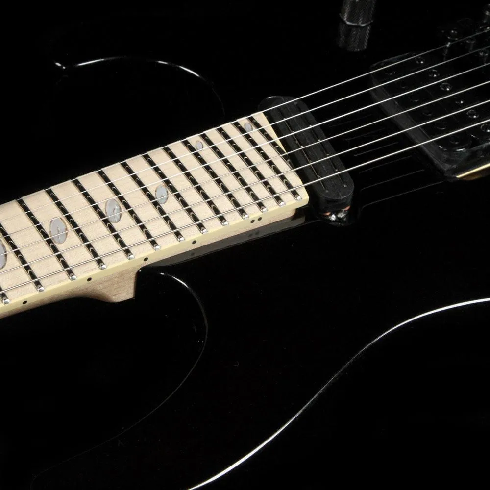 Caparison Horus-M3 MF Trans Spectrum Black