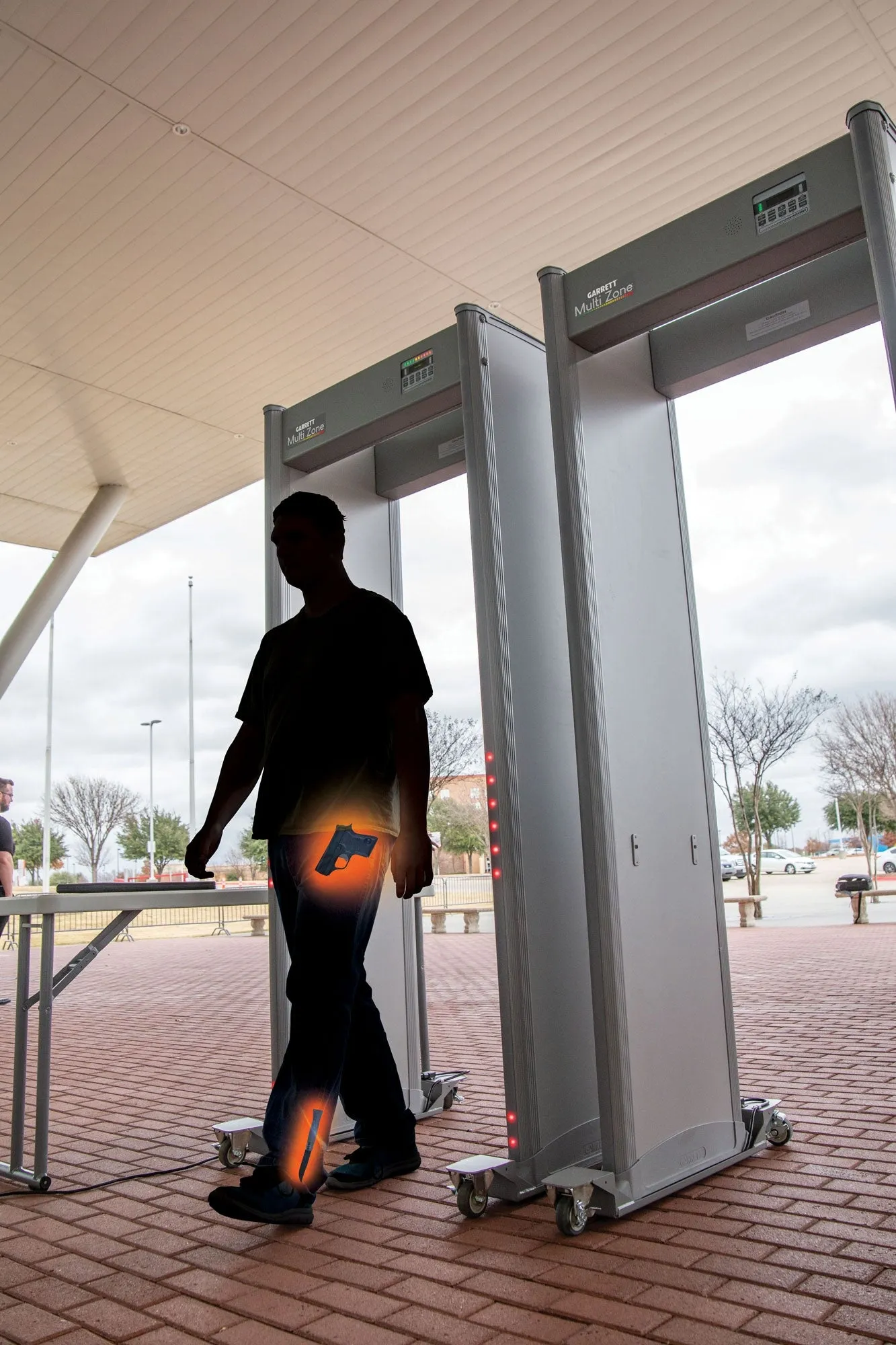 Garrett Multi Zone™ Walk-Through Security Metal Detector