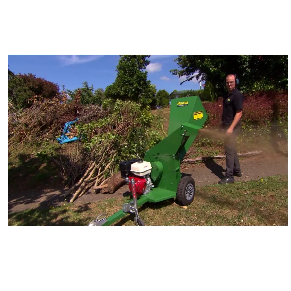 Hansa C13 Road Trailer Chipper