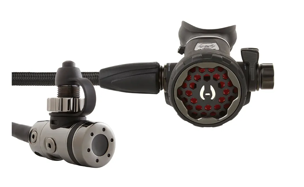 HOLLIS 200LX DCX REGULATOR