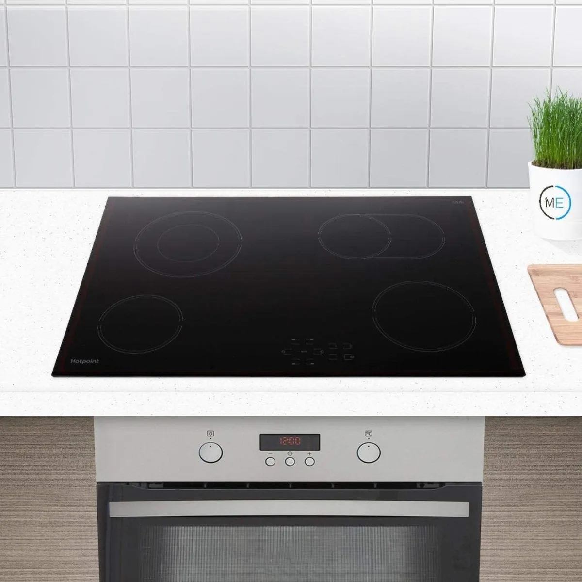 Hotpoint HR724BH 77cm 4 Zone Ceramic Hob in Black