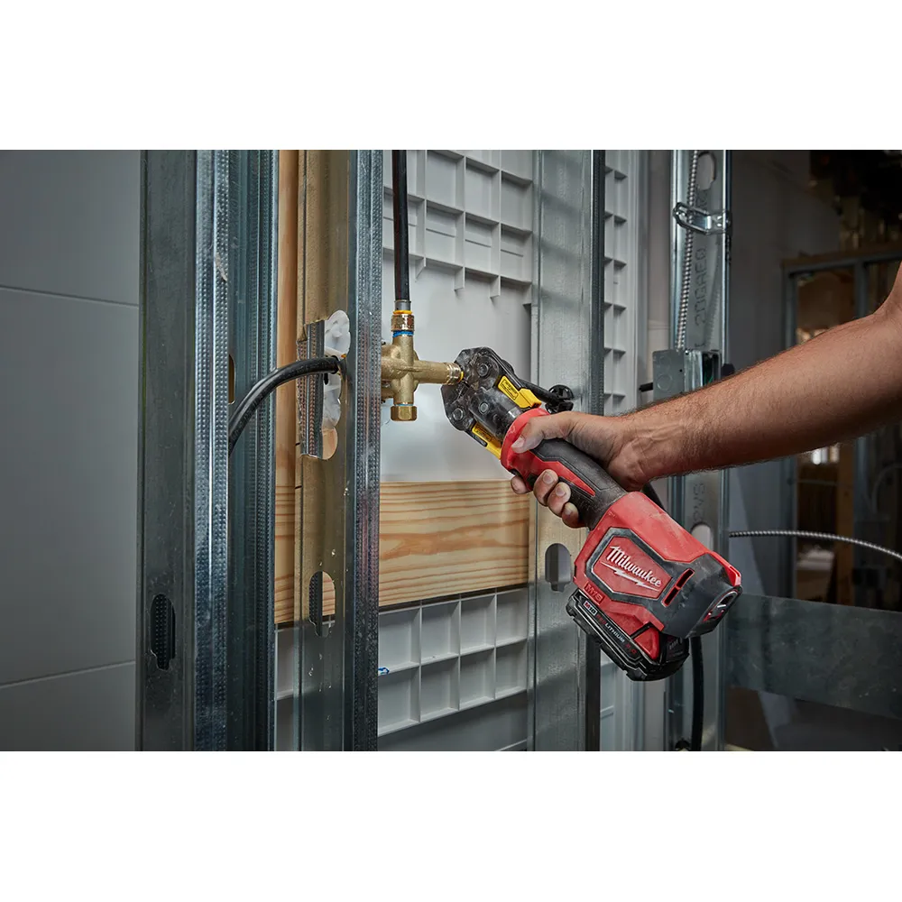 Milwaukee M18 1" Short Throw Press Tool Kit with Viega Pureflow Jaws
