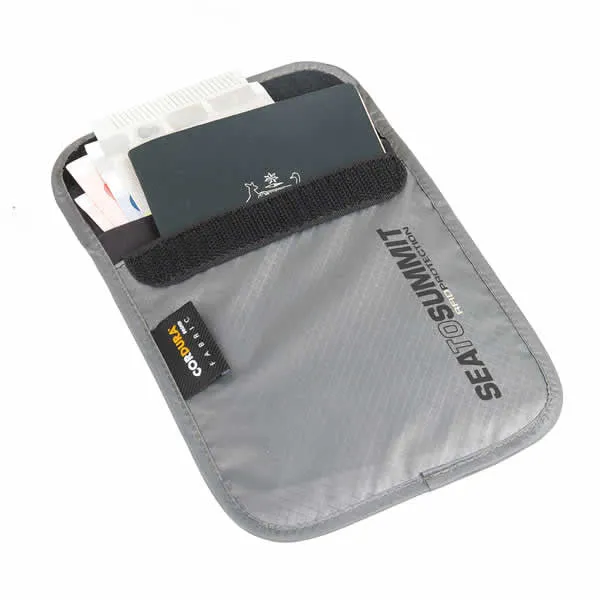 Sea to Summit RFID Passport Pouch