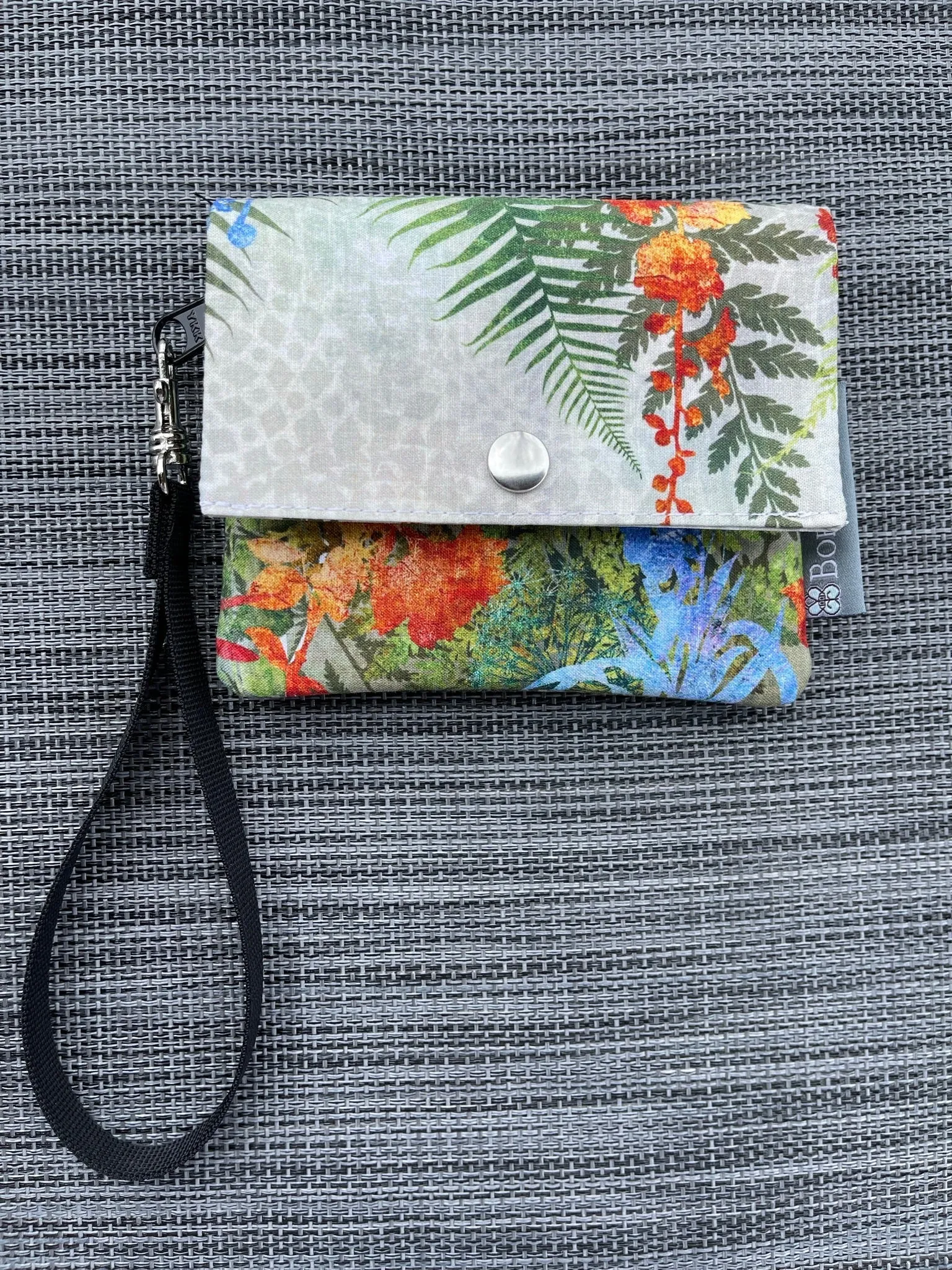 Small Slim Wallet - Light Weight - Added RFID Fabric - Halcyon Fabric