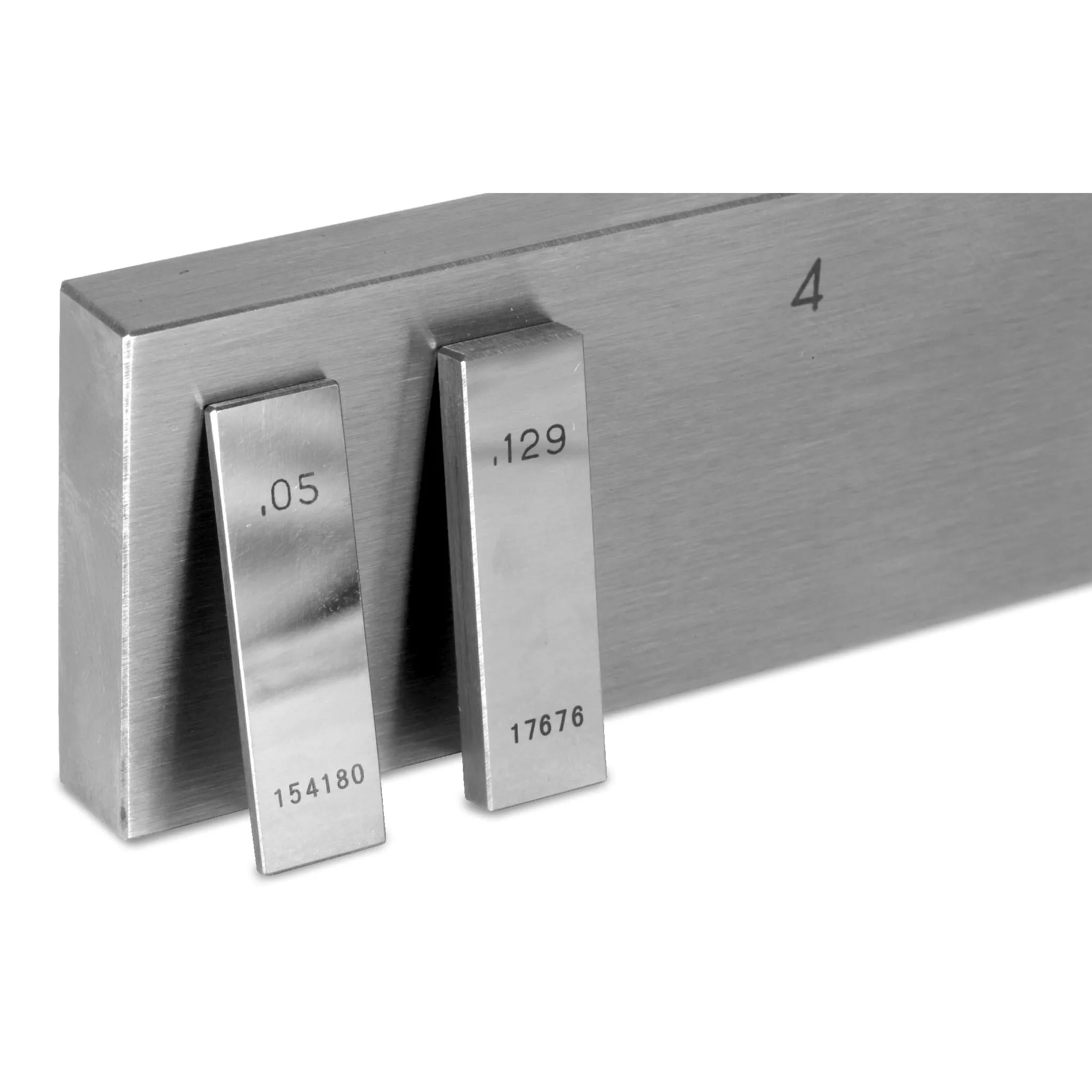 WEN 10481 81-Piece Rectangular Steel Gauge Block Set with Case
