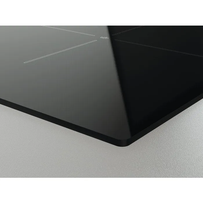 Zanussi ZHRN640K 59cm Ceramic Hob, Black